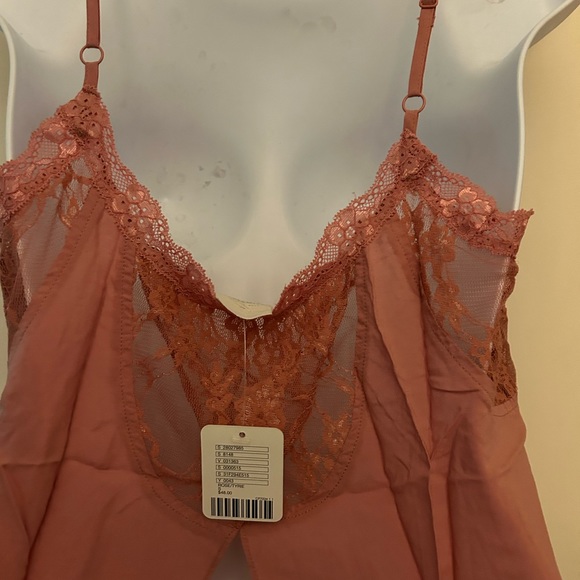 Free people rose color cami - Picture 4 of 8